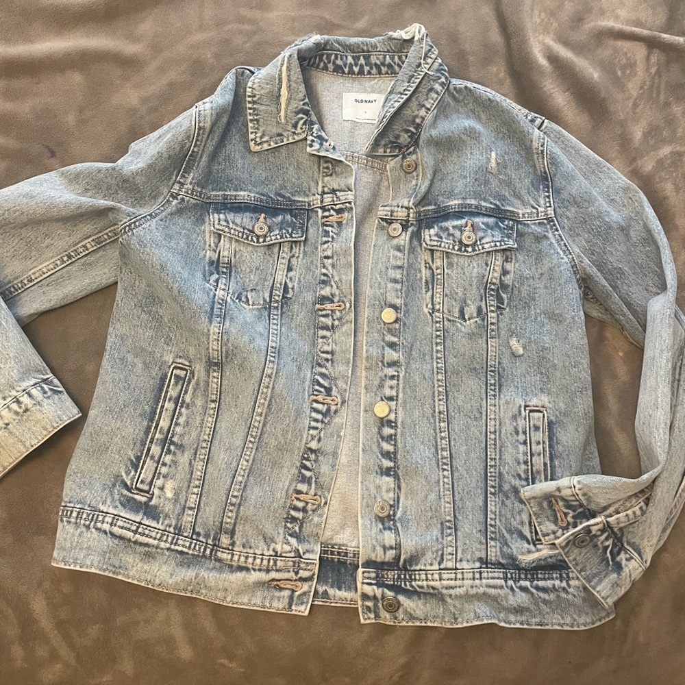 Old navy jean jacket women’s Large worn once